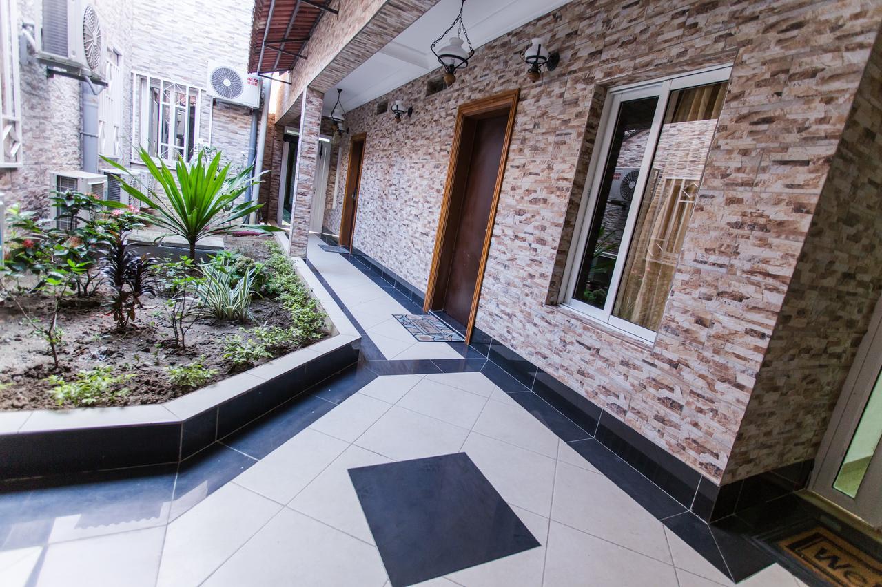 Residence Hoteliere Le Jomonia 리브르빌 외부 사진