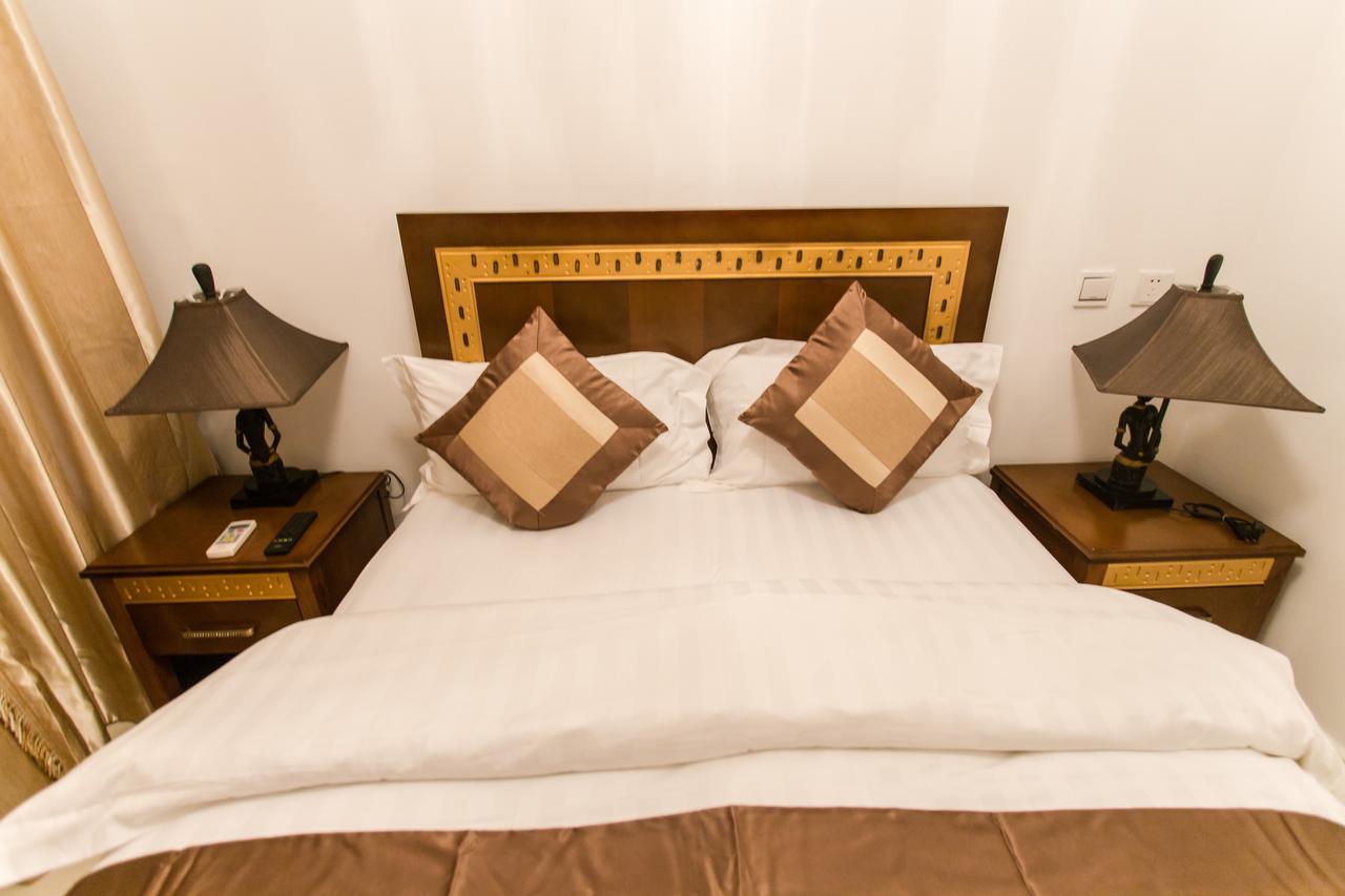 Residence Hoteliere Le Jomonia 리브르빌 외부 사진