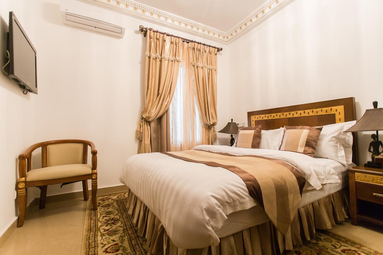 Residence Hoteliere Le Jomonia 리브르빌 외부 사진