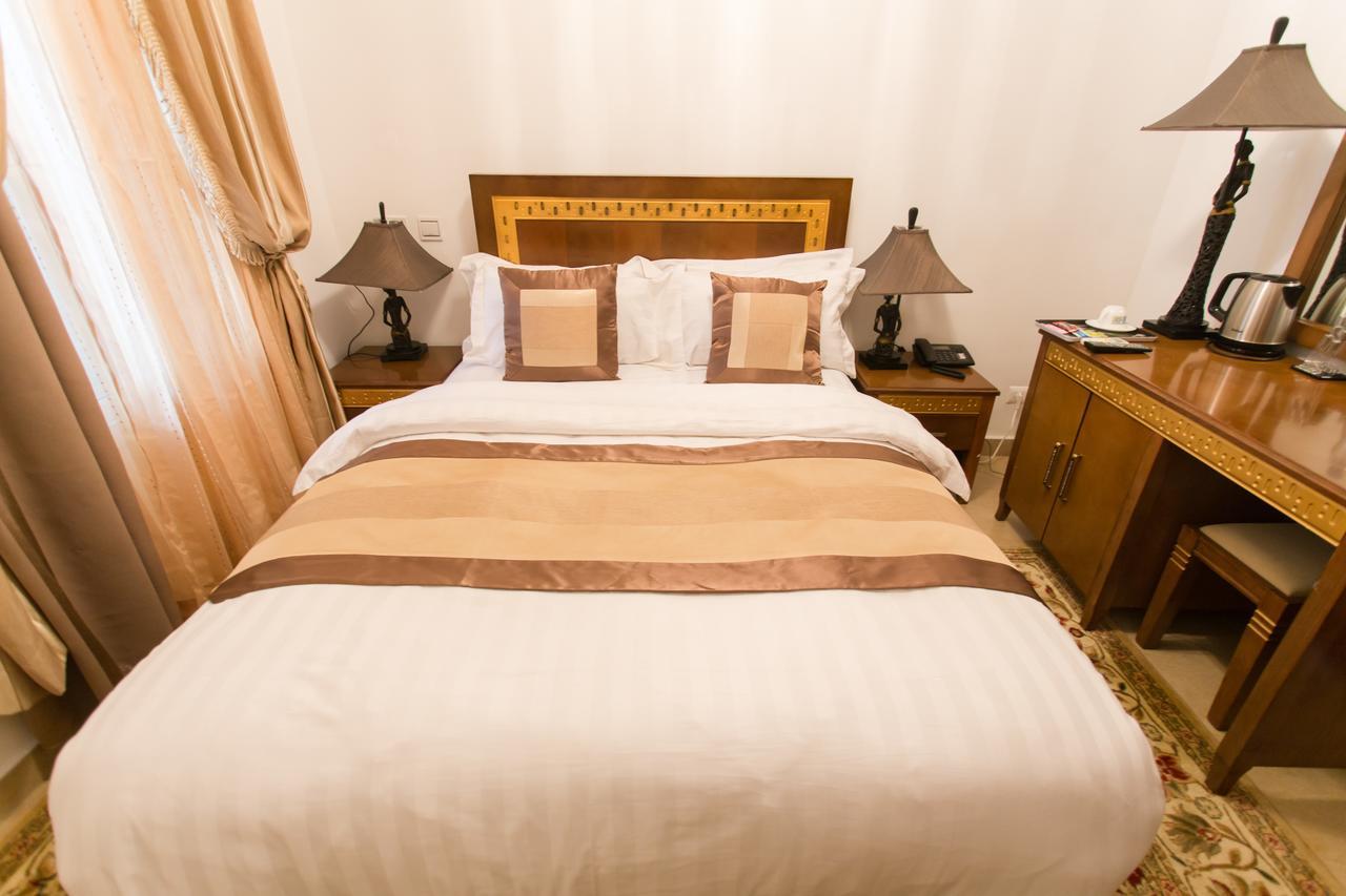 Residence Hoteliere Le Jomonia 리브르빌 외부 사진