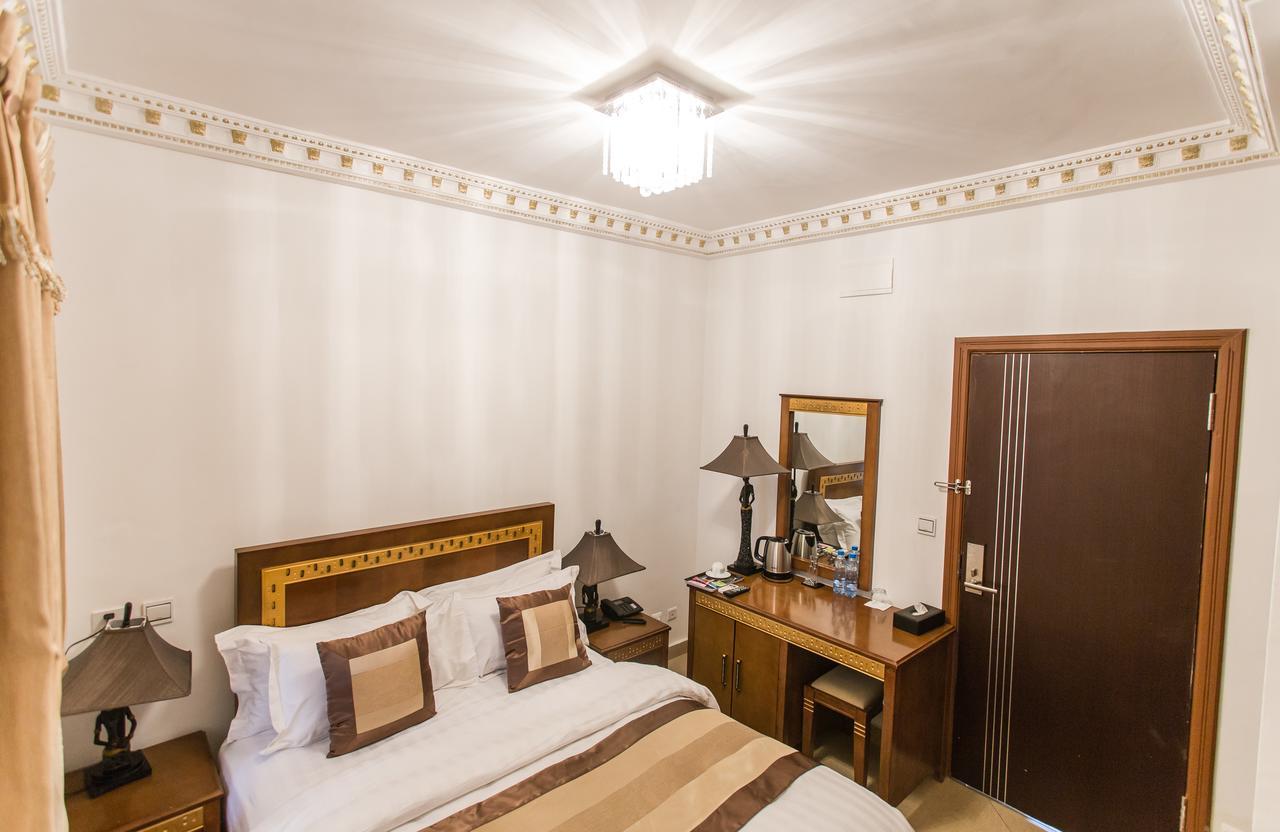 Residence Hoteliere Le Jomonia 리브르빌 외부 사진