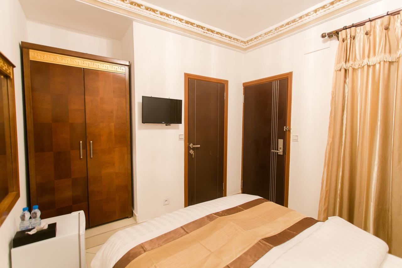 Residence Hoteliere Le Jomonia 리브르빌 외부 사진